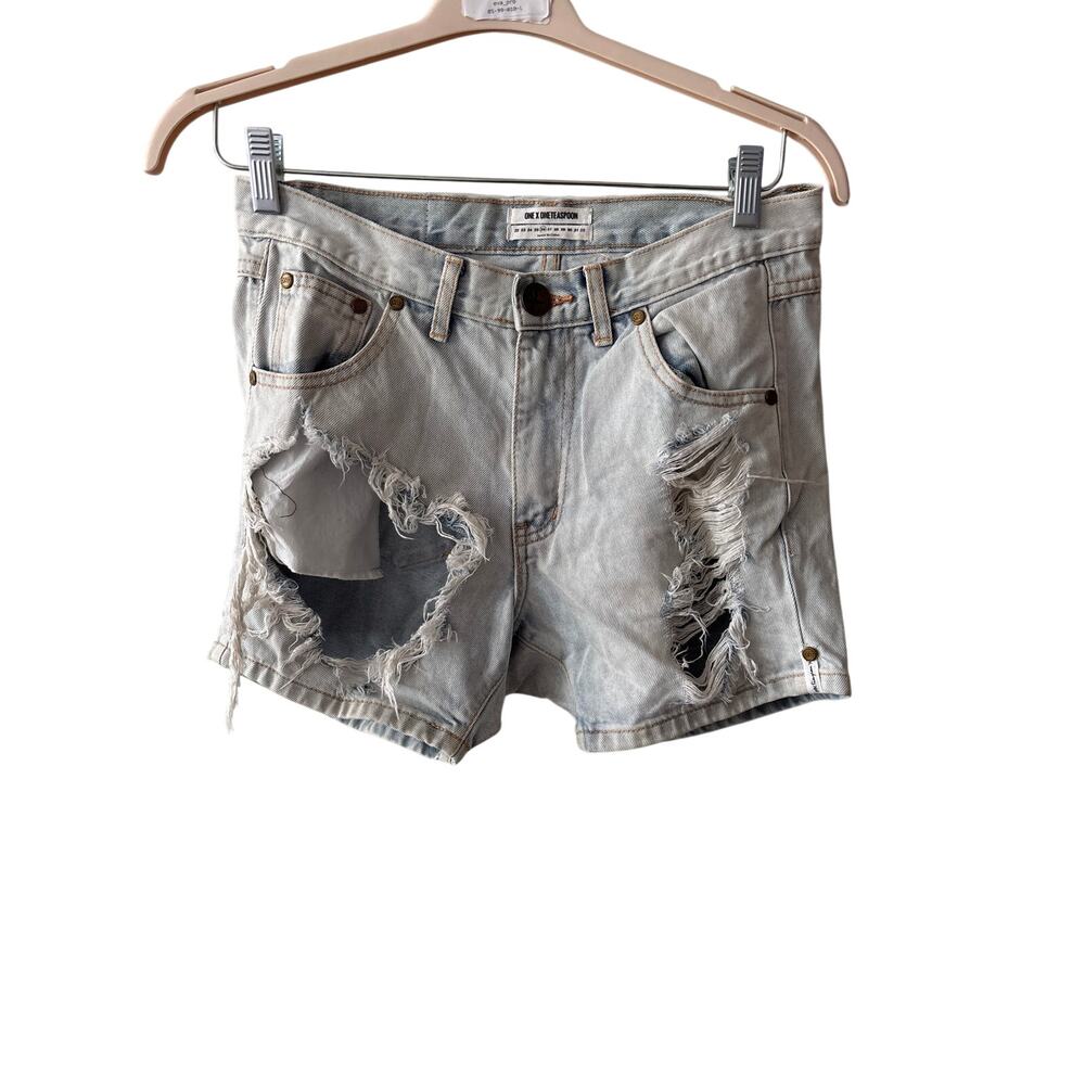 One Teaspoon Sz 26 Light Wash Low Waist Distressed Ripped Denim Jean Shorts